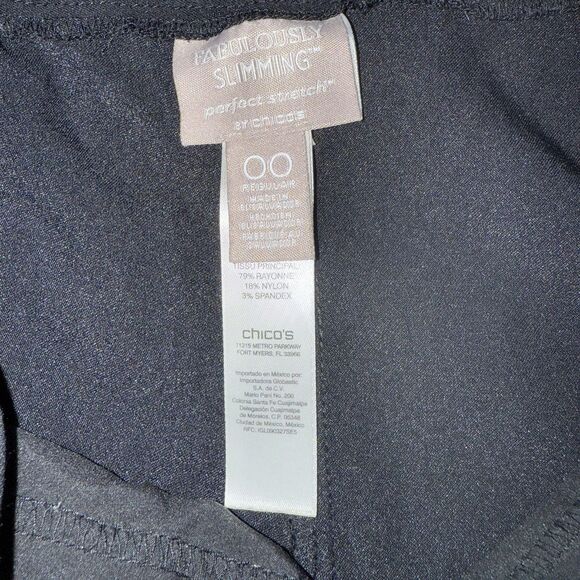 Chicos Fabulously Slimming Pull On Pants Womens Size 00 Black Perfect Stretch - Picture 3 of 6